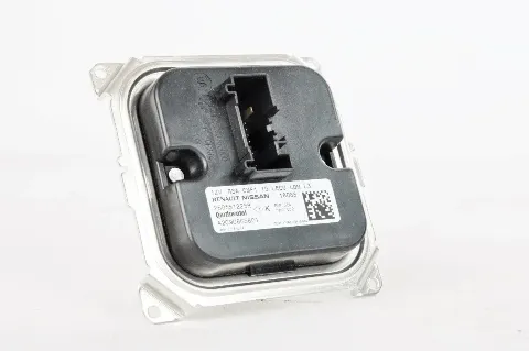 Mercedes X470 X220d X250d X350d Led Far Beyni 260551225R A2C9066