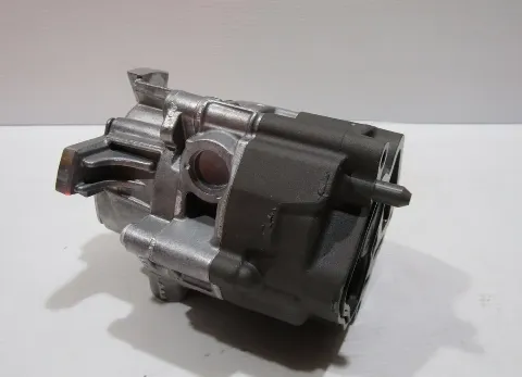 A6541811600 Mercedes Benz Orijinal A6541800800 Yağ Pompası W222 W213
